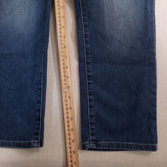 Levi’s Boyfriend Jeans Size W31 X L26 Hypersoft Mid Rise Tapered Leg Medium Wash - Picture 12 of 15